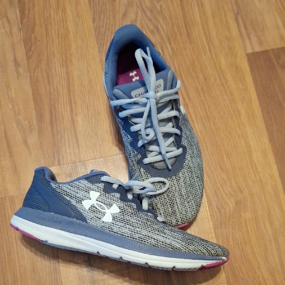 Under Armour Gray Running Shoes - Picture 1 of 7